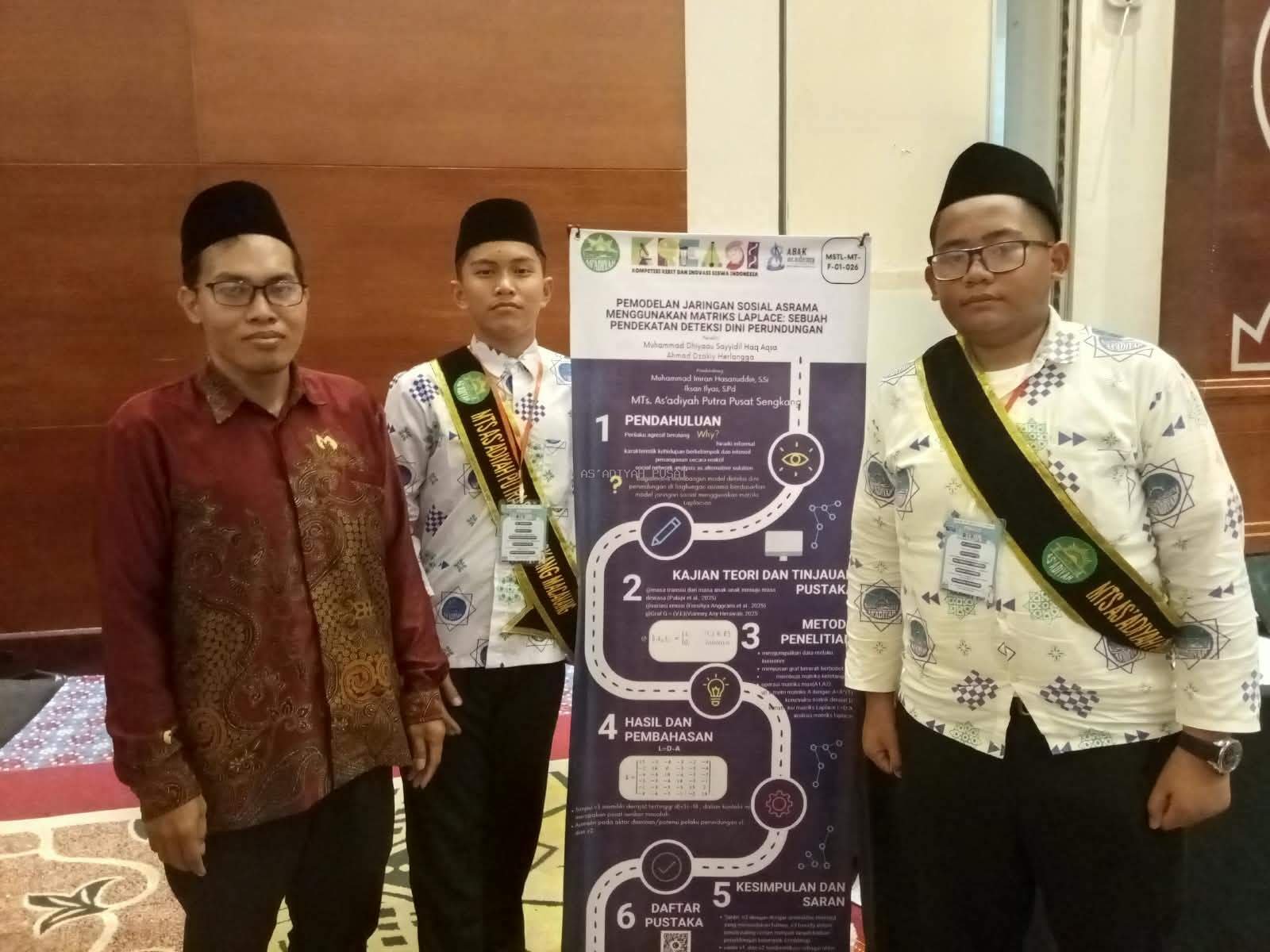 Toreh Prestasi Nasional, Dua Santri MTs As’adiyah Macanang Raih Bronze Medal KREASI 2026