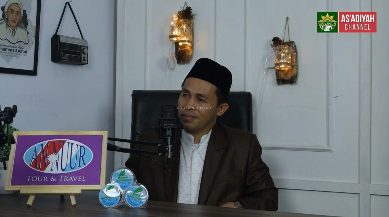 Memajang Foto di Rumah Apakah Boleh? Ini Penjelasan Gurutta