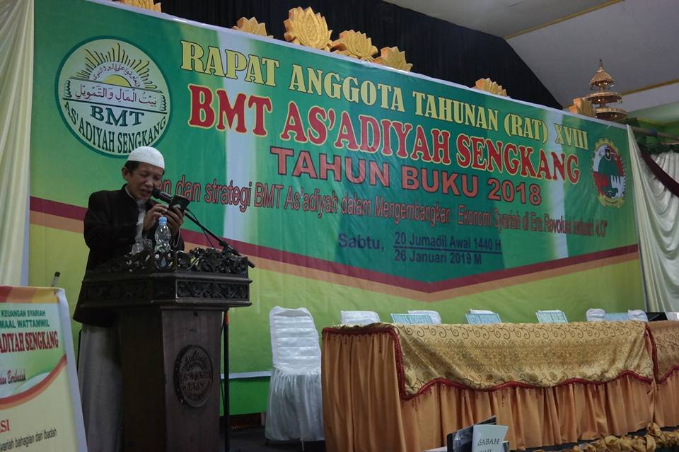 KH. Hasan Basri Bawakan Ceramah Ekonomi, Beliau Sampaikan Pesan Anre Gurutta Sade