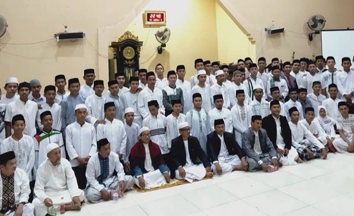 Sambut Ujian Madrasah Santri Macanang Gelar Zikir Bersama