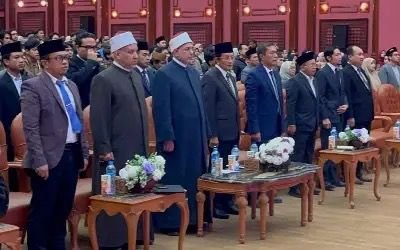 Ketua Umum Pesantren As’adiyah, Anre Gurutta Prof. Nasaruddin Umar Gaungkan Ekoteologi Indonesia di Al-Azhar Mesir