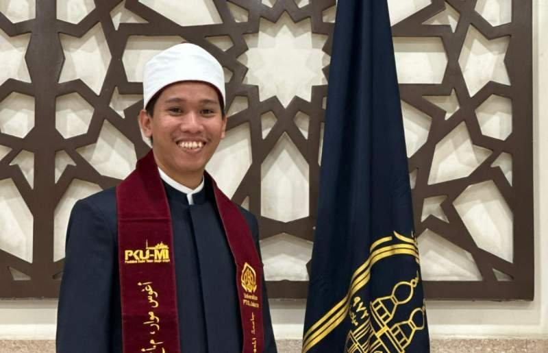 Khutbah Idul Fitri 1446 H/2025 M Mengetuk Pintu Langit Dengan Bakti Suci Kepada Orang Tua