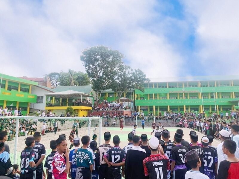 Melangkah ke Puncak Prestasi: Keseruan Pembukaan Liga Santri MTs Putra 2024