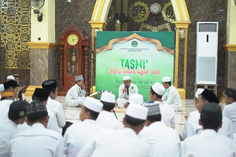 Mengasah Kekuatan Hafalan di Masjid Jami As'adiyah Sengkang: Tasmi' Hafalan Qur'an
