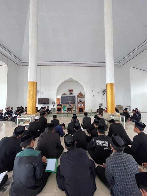 Menyulam Berkah Dakwah: Eksplorasi Metodologi dan Pengalaman Praktis dalam Program Tadris PDF Ulya Putera
