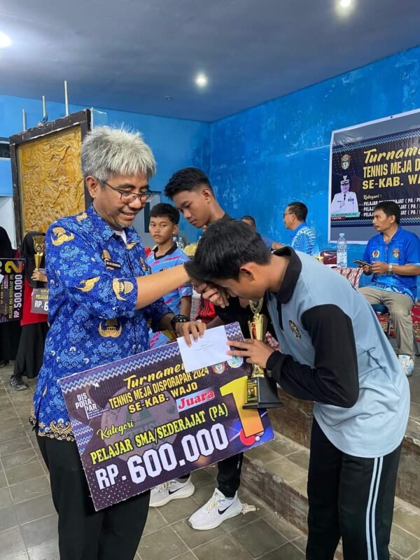 Santri PDF Ulya Putra As'adiyah Sengkang Raih Juara 1 Tenis Meja di Turnamen Disporapar Wajo 2024