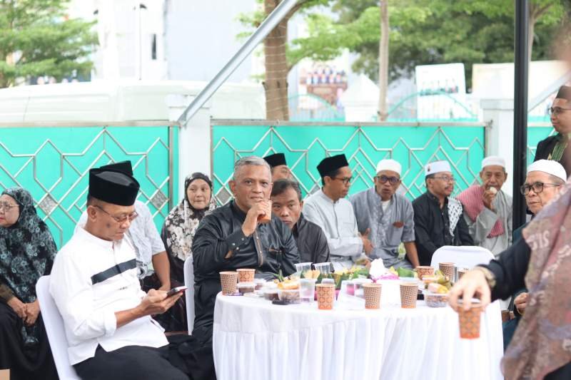 Sarapan Gratis Disediakan untuk Jamaah Masjid Ummul Qurra Sengkang Selama Fajr Inspiration