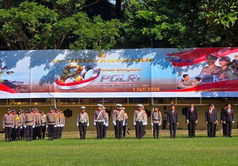 Sekretaris Jenderal PP Pondok Pesantren As'adiyah Hadiri Upacara Hari Bhayangkara ke-80 di Wajo