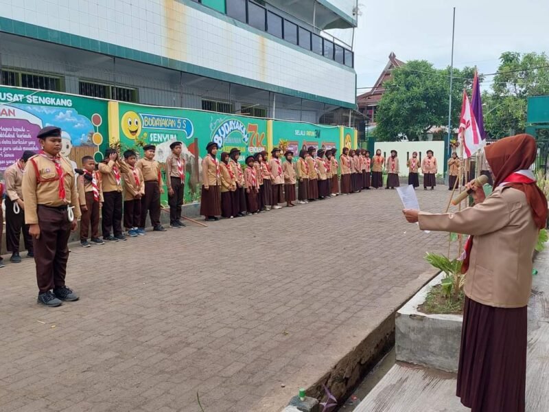 Upacara Penggalang Ramu SDA: Menginspirasi Kemandirian dan Kepemimpinan